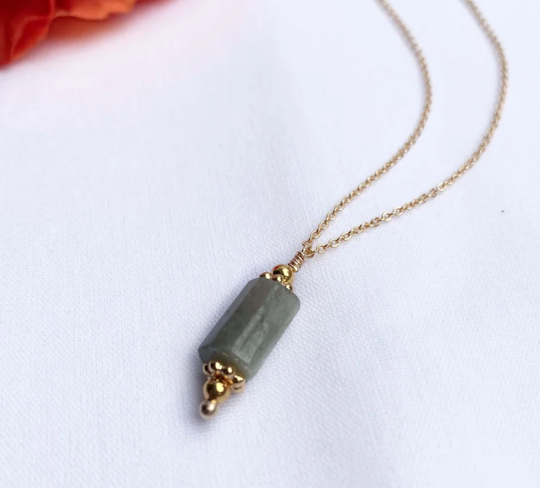 Collier Levigata Labradorite