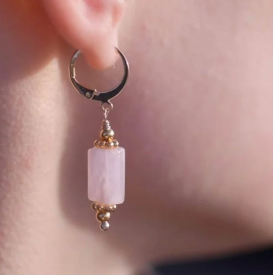 Boucles d’oreilles Levigata en Quartz Rose · Plaqué Or